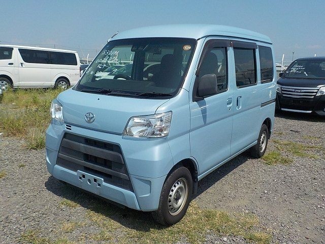 TOYOTA PIXIS VAN 2019/3