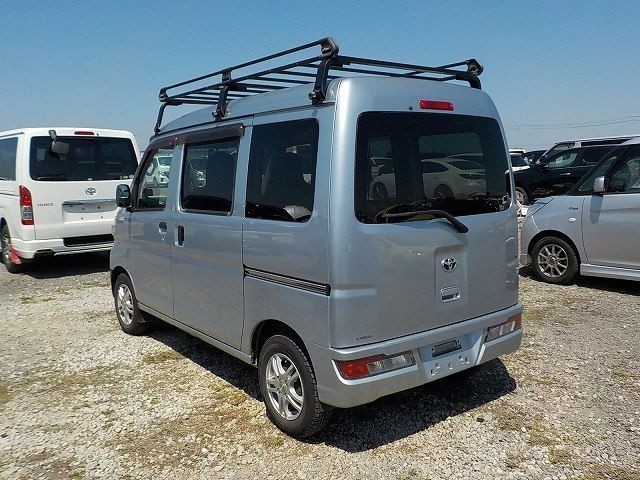TOYOTA PIXIS VAN 2019/4