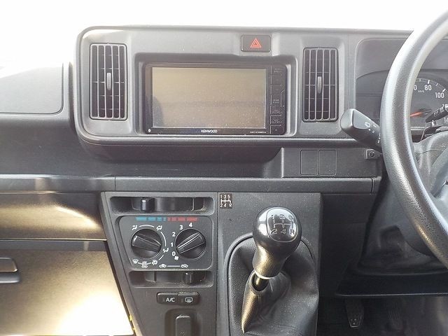 TOYOTA PIXIS VAN 2019/4