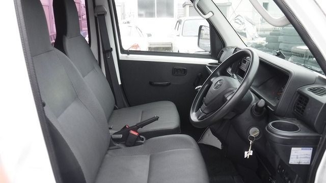 TOYOTA PIXIS VAN 2019/4