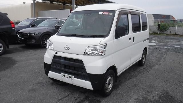 TOYOTA PIXIS VAN 2019/4