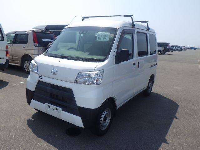 TOYOTA PIXIS VAN 2019/7