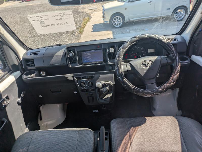 TOYOTA PIXIS VAN 2019/4