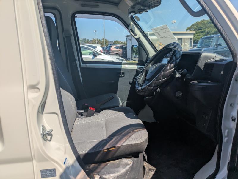 TOYOTA PIXIS VAN 2019/4