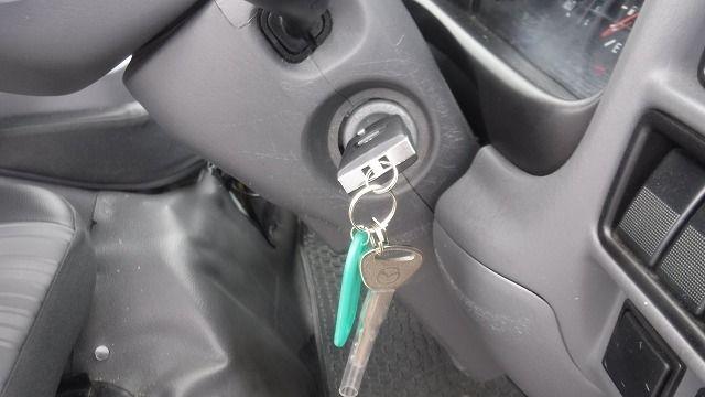 MAZDA BONGO VAN 2018/9