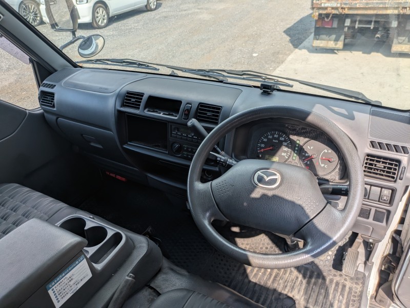 MAZDA BONGO VAN 2019/1