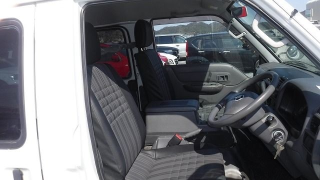 MAZDA BONGO VAN 2019/1
