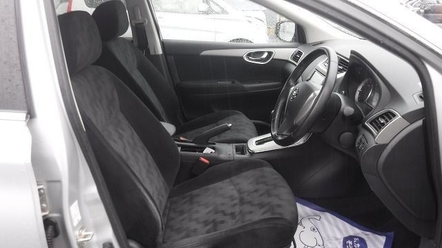 NISSAN SYLPHY 2019/5