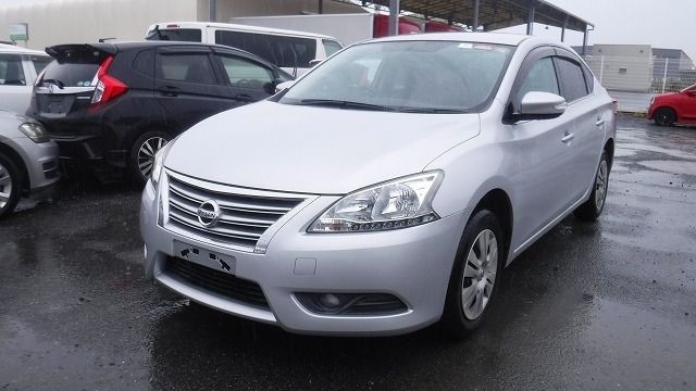 NISSAN SYLPHY 2019/5