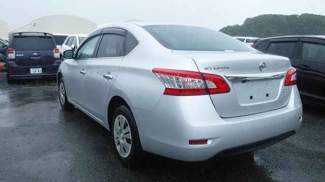 NISSAN SYLPHY 2019/5