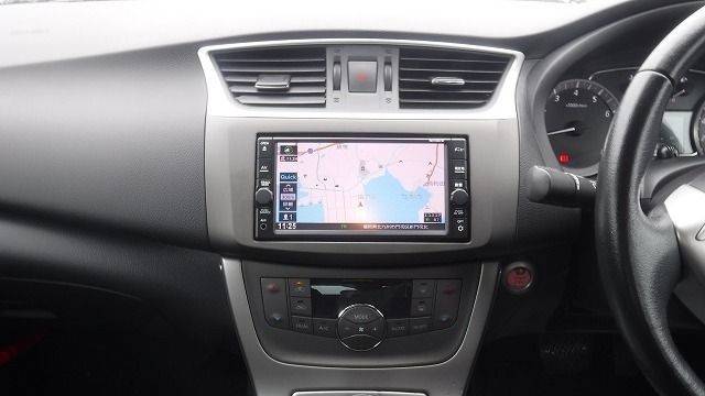 NISSAN SYLPHY 2019/5