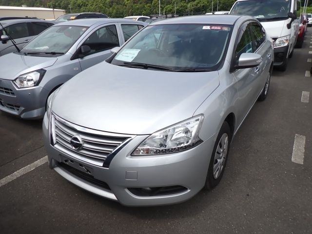 NISSAN SYLPHY 2019/5