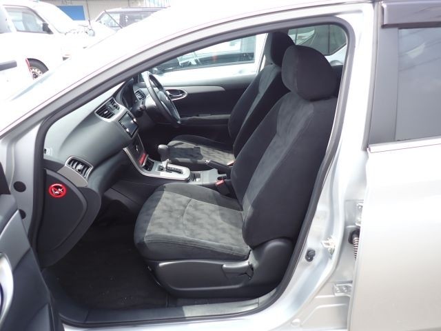 NISSAN SYLPHY 2019/5