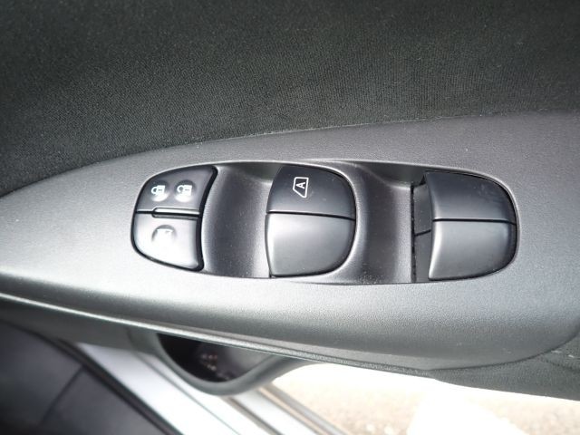 NISSAN SYLPHY 2019/5
