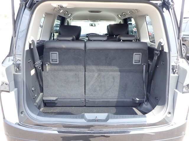 NISSAN ELGRAND 2016/6