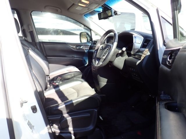 NISSAN ELGRAND 2019/1