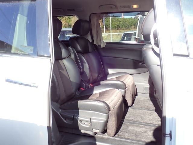 NISSAN ELGRAND 2019/1