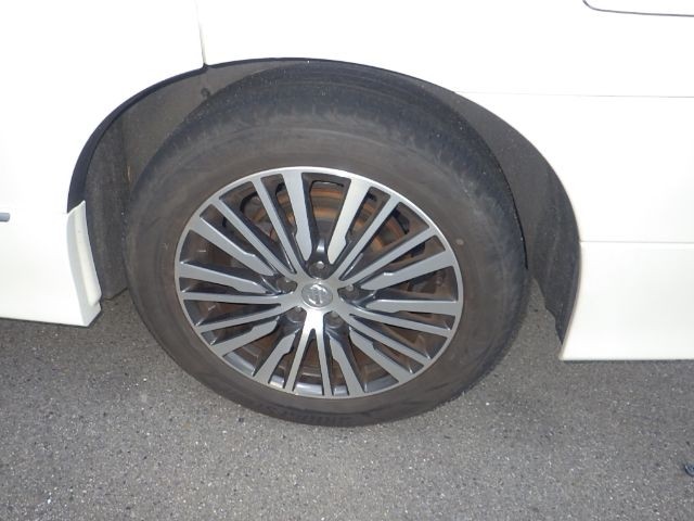 NISSAN ELGRAND 2019/11