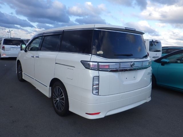 NISSAN ELGRAND 2019/11