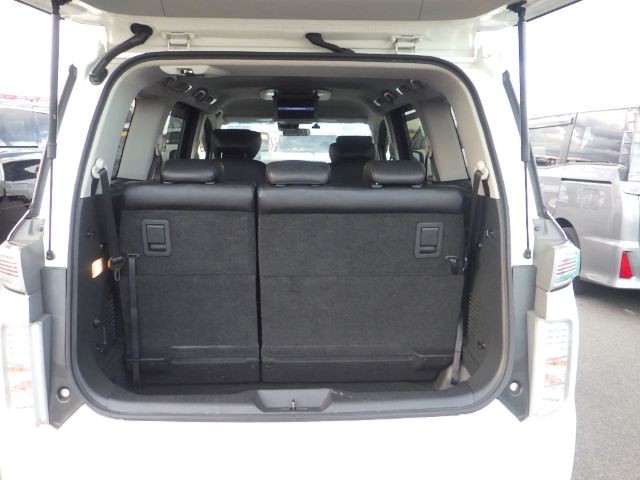 NISSAN ELGRAND 2019/11