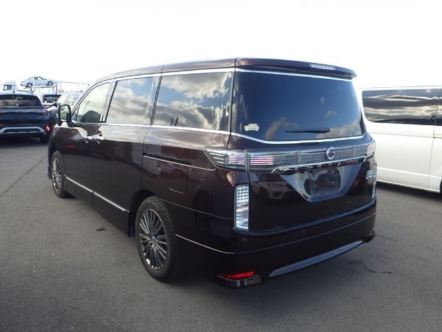 NISSAN ELGRAND 2019/6