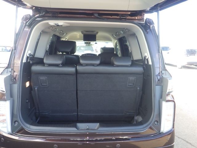 NISSAN ELGRAND 2019/6