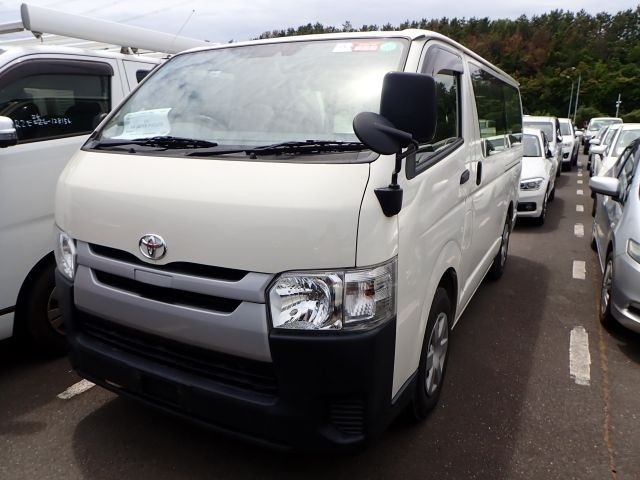 TOYOTA REGIUSACE 2019/3