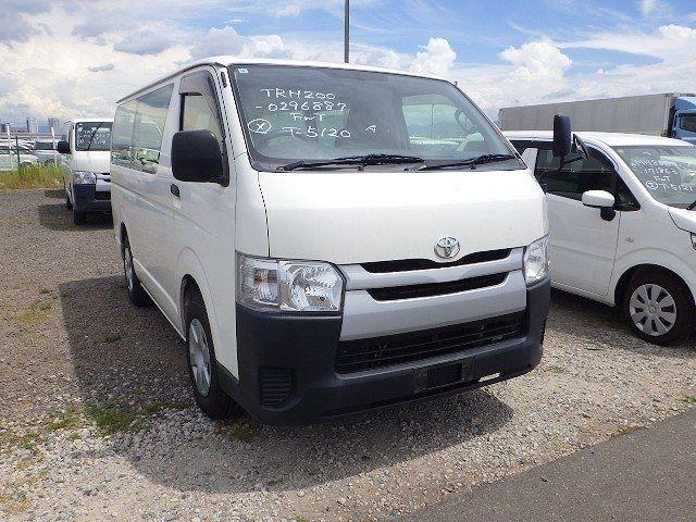 TOYOTA HIACE 2019/4