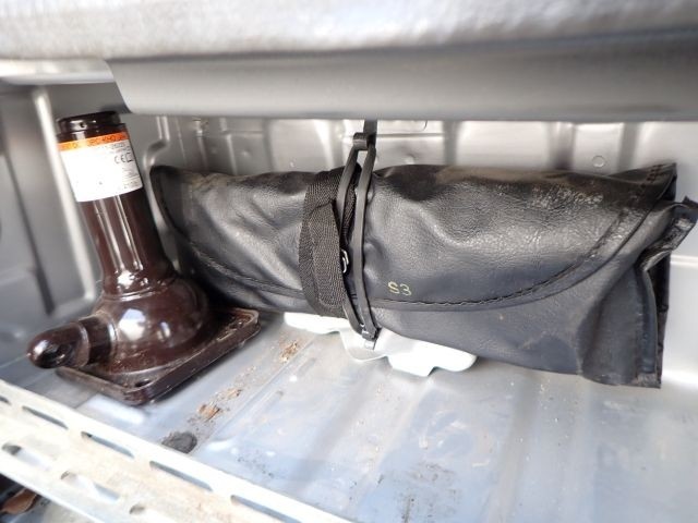 TOYOTA HIACE 2019/5