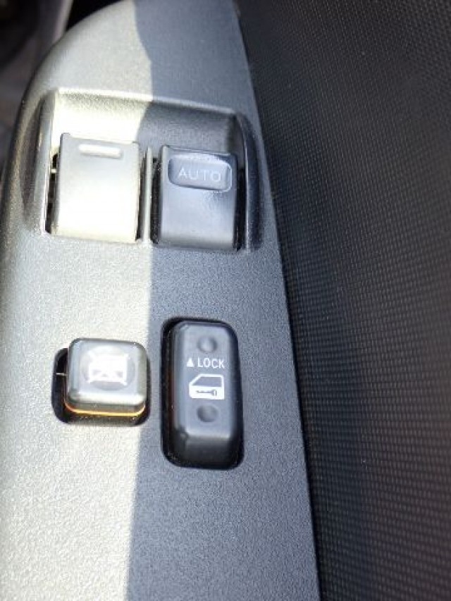 TOYOTA HIACE 2019/5