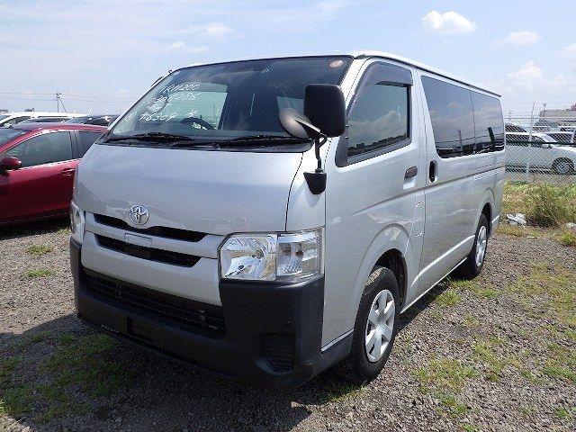 TOYOTA HIACE 2019/7