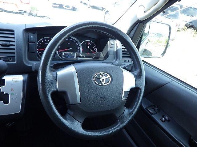 TOYOTA HIACE 2019/7