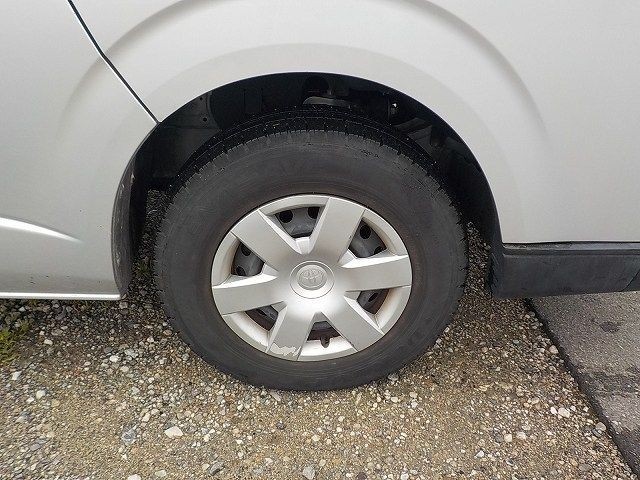TOYOTA HIACE 2019/11