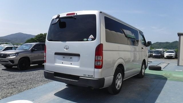 TOYOTA REGIUSACE 2019/11