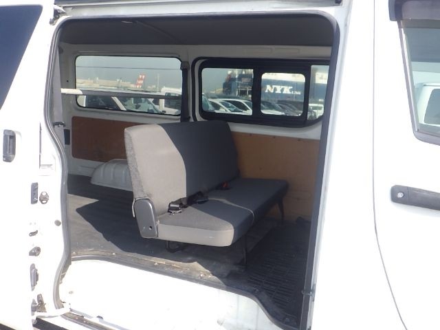 TOYOTA HIACE 2020/8