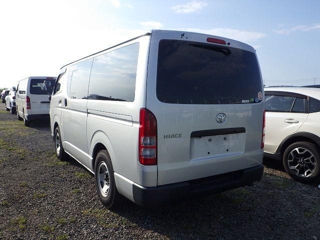 TOYOTA HIACE 2019/6