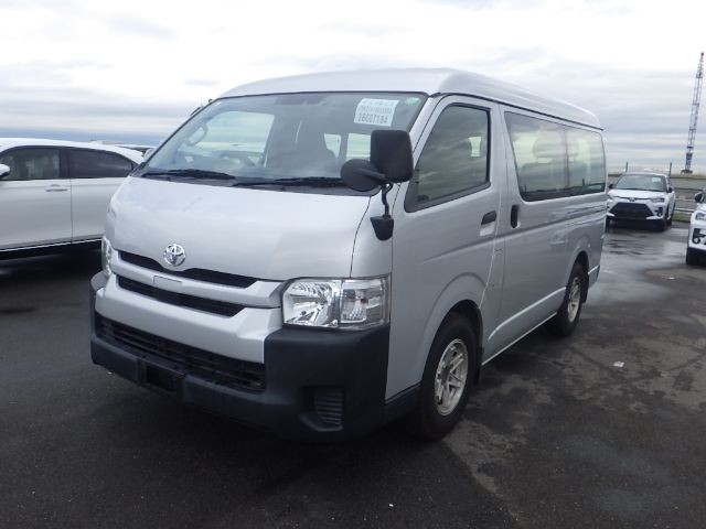 TOYOTA HIACE WAGON 2019/2
