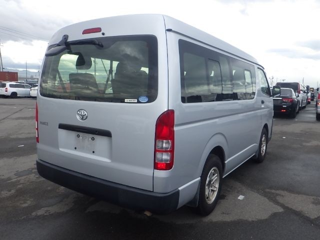 TOYOTA HIACE WAGON 2019/2