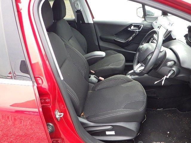 PEUGEOT 208 2018/4