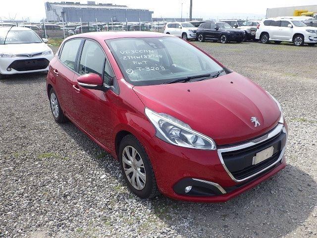 PEUGEOT 208 2018/6