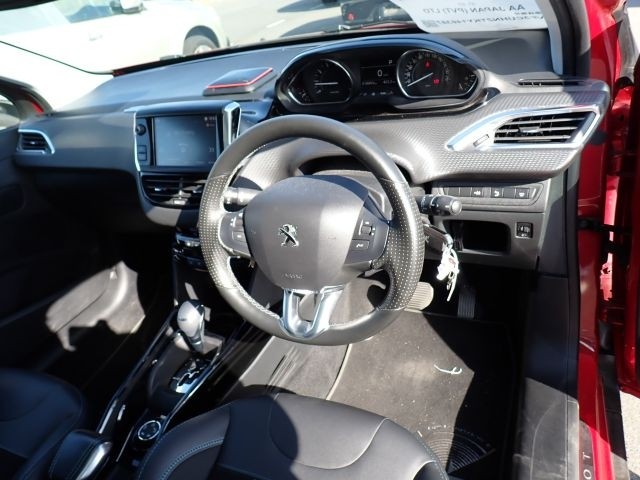 PEUGEOT 2008 2019/10