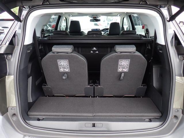 PEUGEOT 5008 2018/1