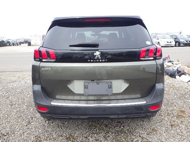 PEUGEOT 5008 2018/9