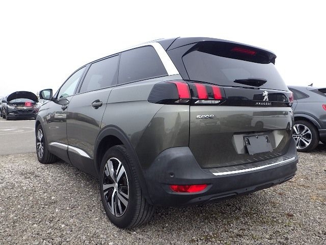 PEUGEOT 5008 2018/9