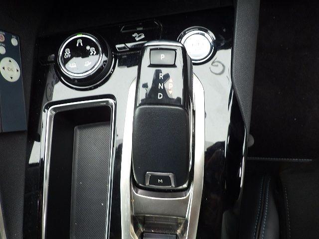 PEUGEOT 3008 2018/12