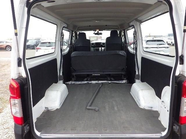 NISSAN NV350 CARAVAN 2019/11