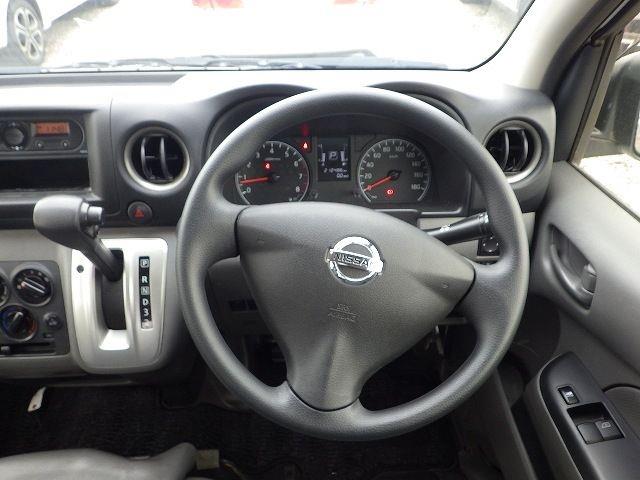 NISSAN NV350 CARAVAN 2019/11