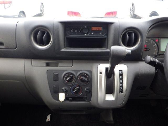 NISSAN NV350 CARAVAN 2019/11