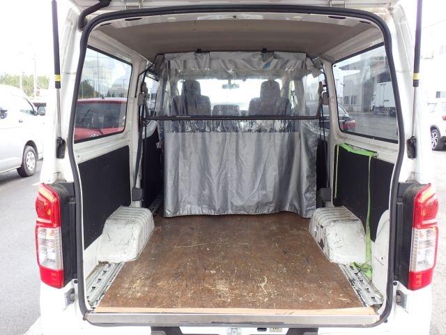 NISSAN NV350 CARAVAN 2018/1