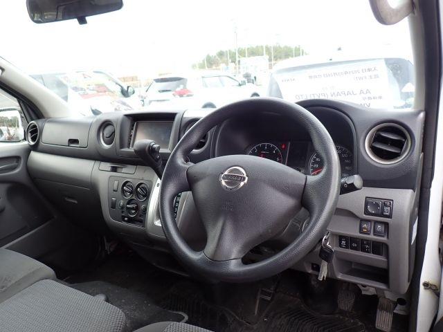 NISSAN NV350 CARAVAN 2018/1
